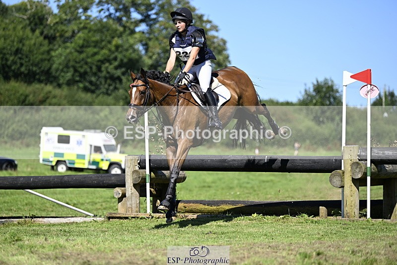 240811A-151534-05320 - 221-