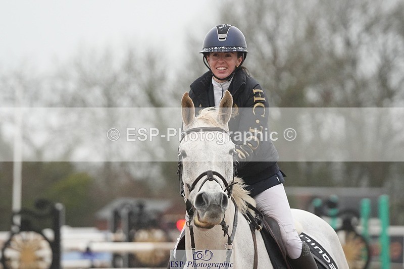 251207-120222-01940 - Cls 20 Snr Newcomers and 1.10m