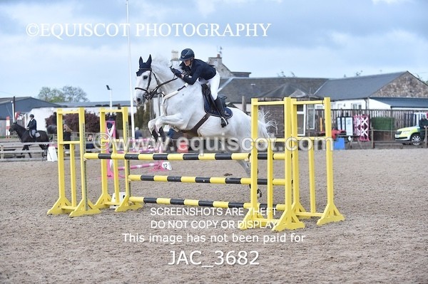 JAC_3682 - CLASS 8 Senior Newcomers/ 1.10m Open