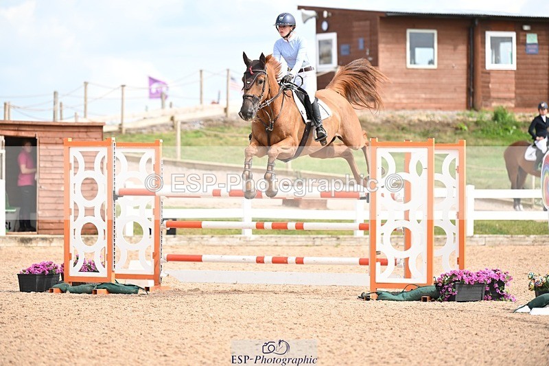 250723-154400-01205 - Cls 6 Foxhunter and 1.20m