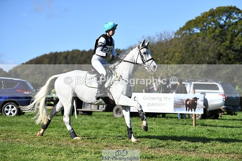 231022-111820-26195 - 232-FLORIAN-Tayla.Mason-XC