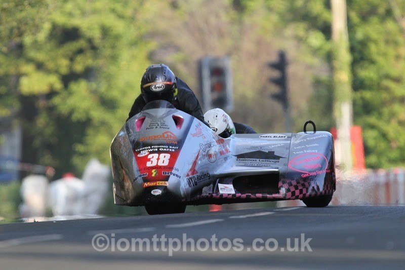 IMG_5554 - Thursday Practice - TT 2013 Side Car