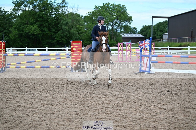 240608A-152216-01613 - Cls 11 Pony Newcomers and 1m Open