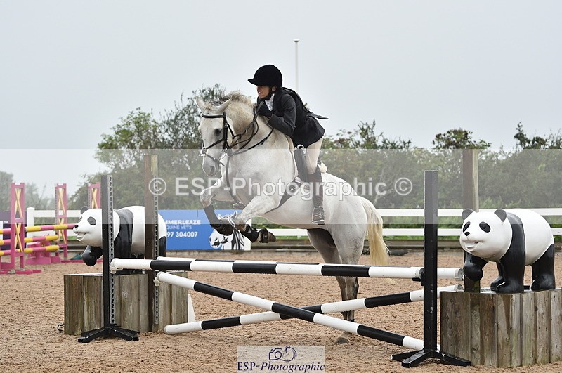 220829A-170420-00351 - 80cm Classes 5a 5b & 6