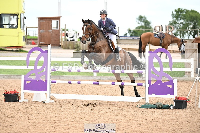 240802A-134241-04657 - Cls 25 1.05m Amateur Qualifier