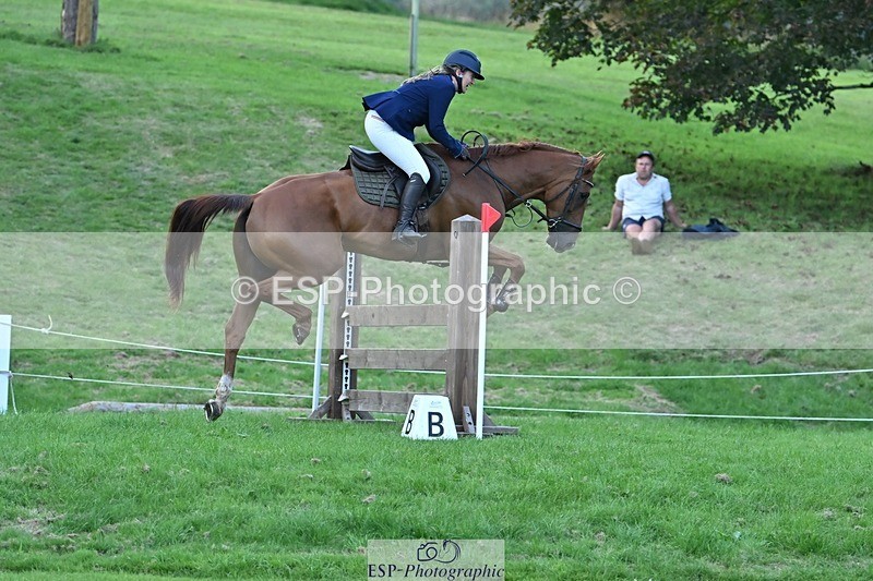 230909-190119-08227 - Cls 14 Snr 1m Derby