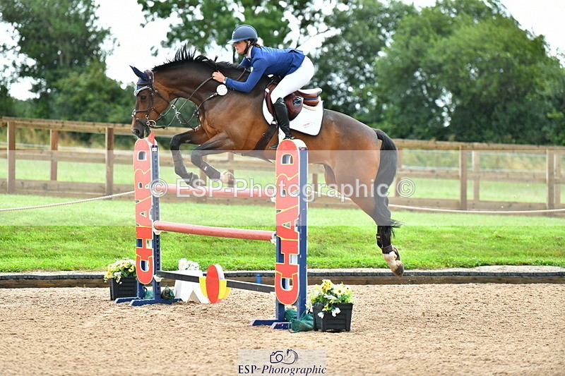 230723A-100416-10760 - Cls 4, 2 Star Small 1.30m