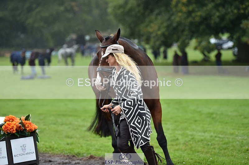 231018-121804-00192 - 026-LEIA.LUA-Louisa.Lockwood-TrotUp