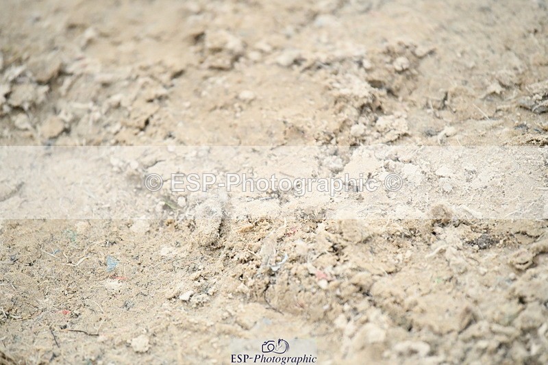 251004A-173428-02511 - Classes 12 & 13 90cm