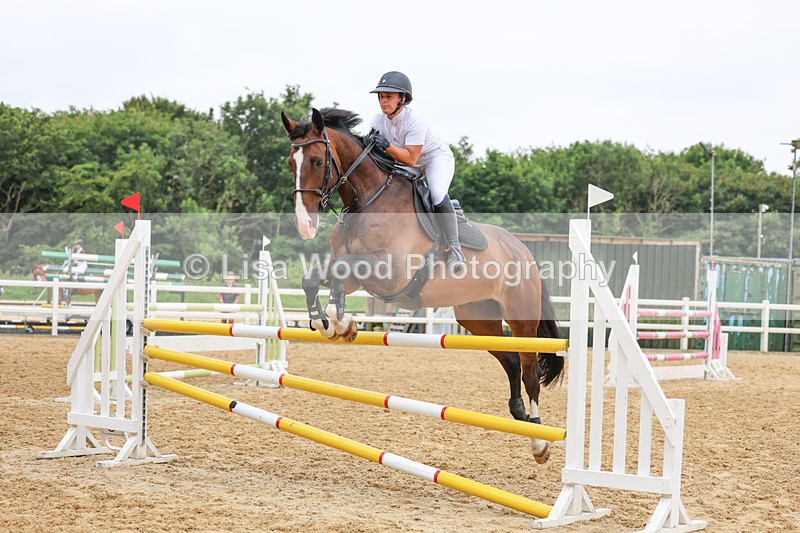 3E7A6527 - Class 9: Senior 1.15m Open