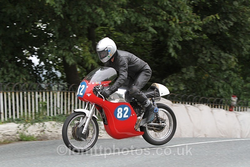 IMG_0345 - 350cc and 250cc Classic TT Race