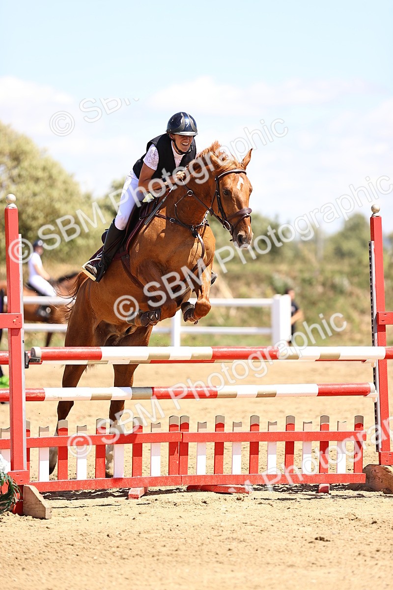 SBM_014549 - Class 15 - Senior Newcomers - 1.10m Open