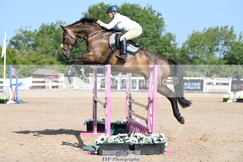 250725-100258-01288 - Cls 6 Snr British Novice and 90cm
