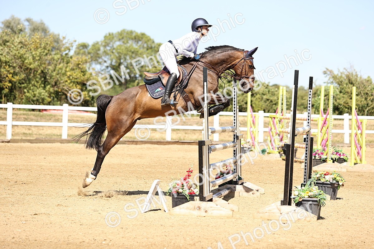 SBM_015387 - Class 16 - Senior foxhunter - 1.20m Open