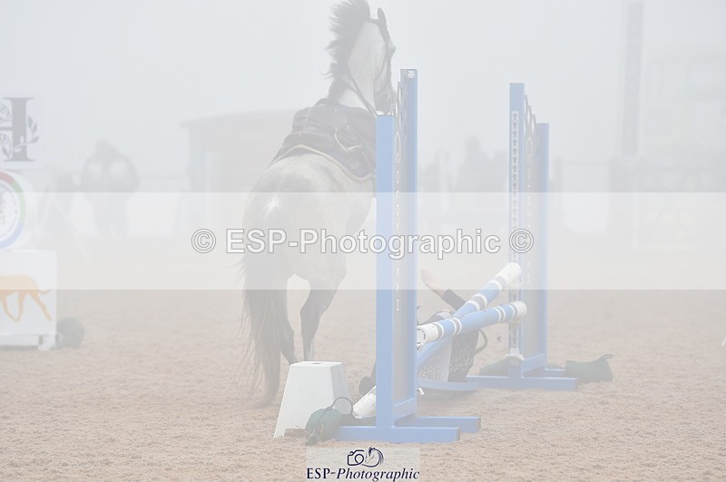 230902A-092106-00179 - Cls 1 Pony Intro 70cm