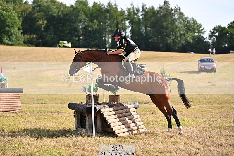 250803A-173727-18107 - R-815-Katie.Hoare-MULBERRY.STAR