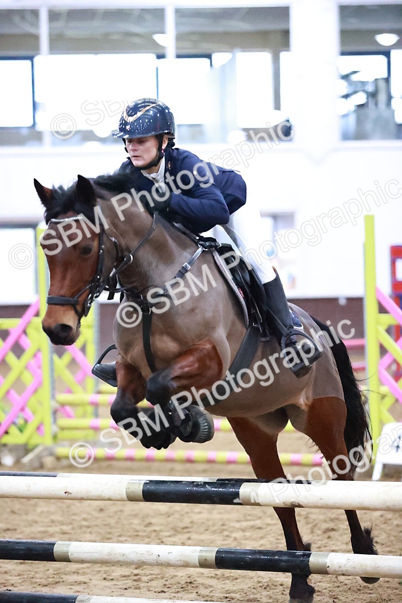 SBM_000123 - Class 1 - Pony Intro 70cm