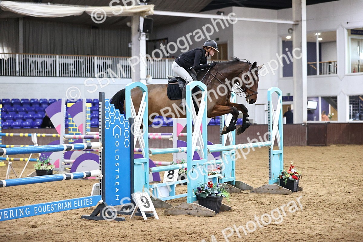 SBM_001921 - Class 4 - Senior Newcomers - 1.10m Open