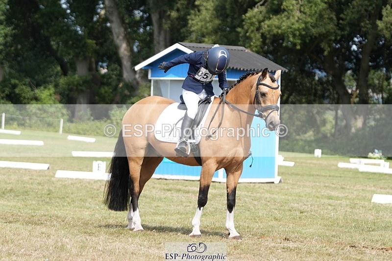 250823A-150145-32204 - PC70 Ride Off