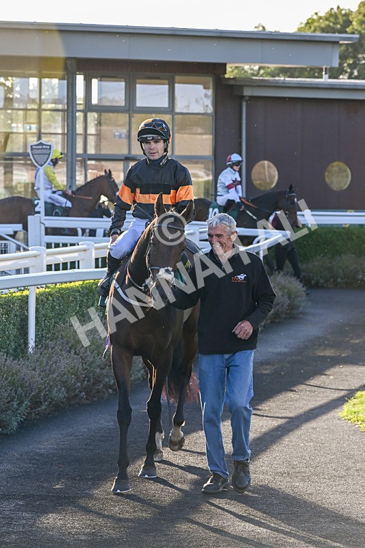 300926-Race 6-Wait For It-6934 - Race 6 4.50pm racingtv.com Handicap