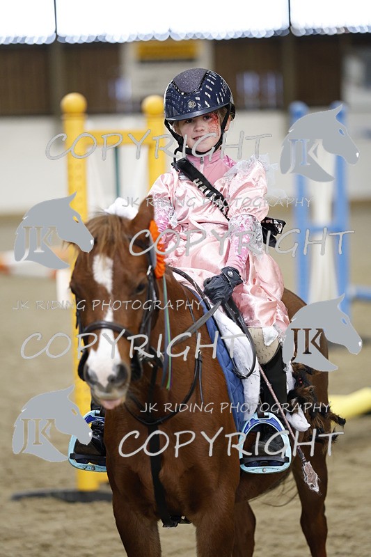 _T0A0921 - Class 1 Cross poles