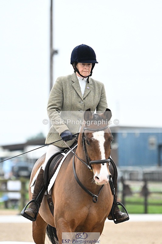 241103-094324-00197 - Intro 3 - 9.40 to 10.40