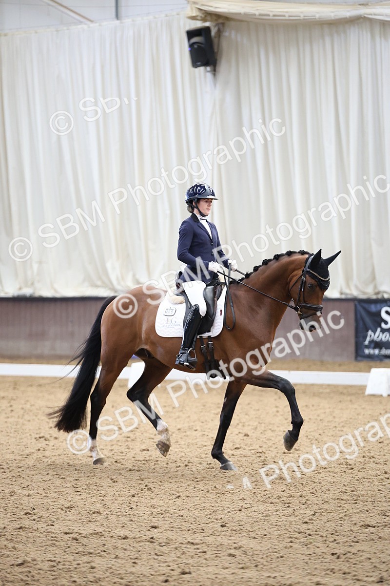 SBM_002179 - Class 5 - Novice 6 Gold - 9.00-10.10