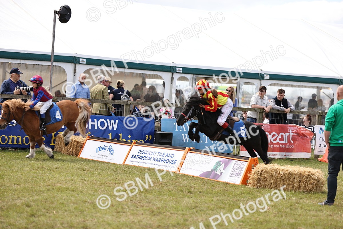 SBM_16472 - Dinky Derby