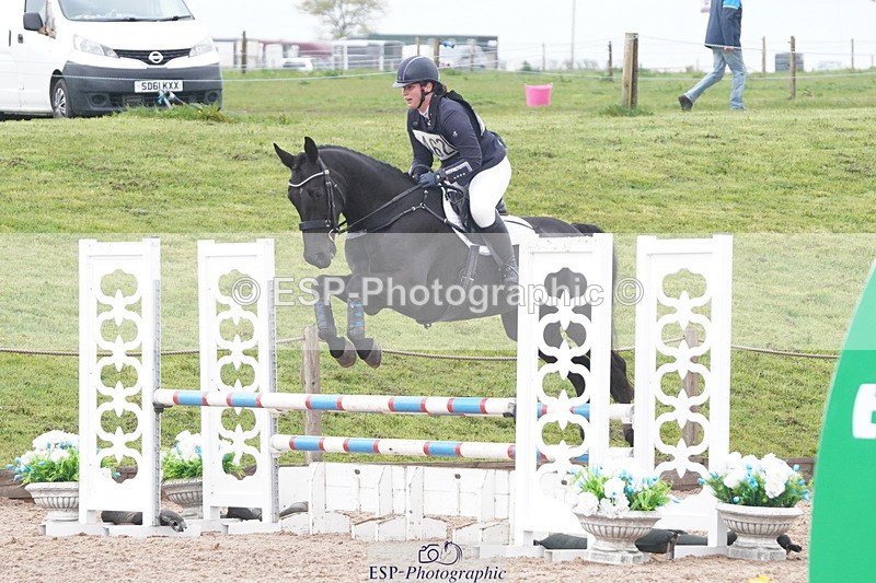 250419-112640-09383 - 462-Annastasia.Cross-KENNDALE