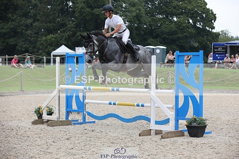 230908-165403-03034 - Cls 9 Snr Newcomers & 1.10m Open