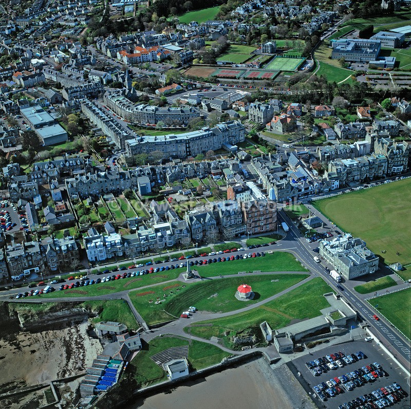 A00011B St Andrews above the Band stand Fife in 2001 - Settlements, infrastructure and attractions