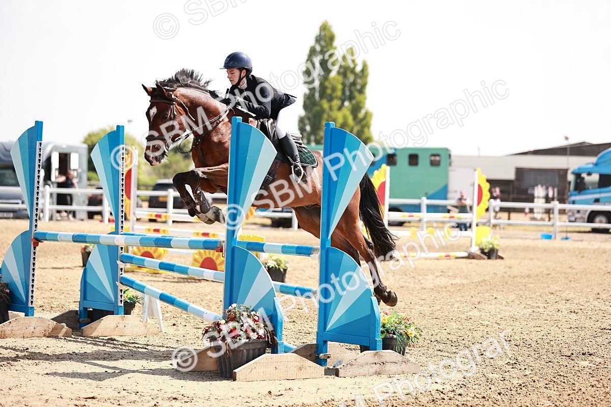  - Class 23 - Senior 1.05m