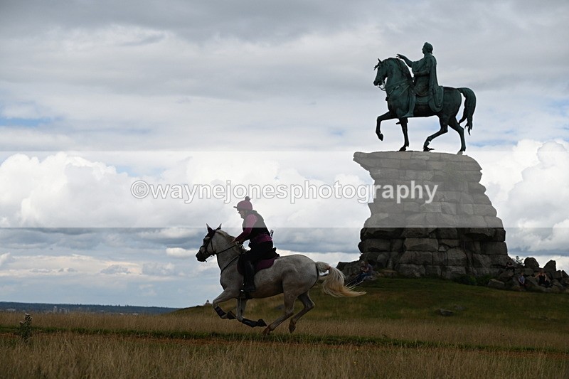 DSC_9477 - Time at Statue 15:11 to 15:58
