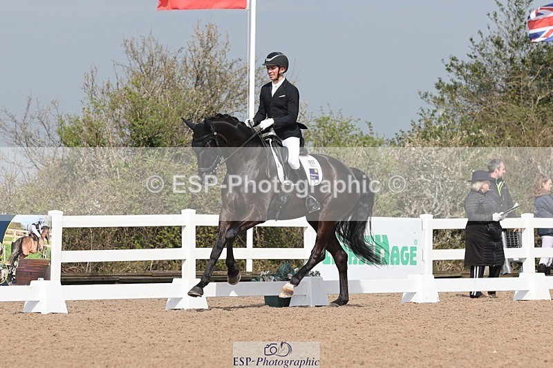 250404-112339-04951 - 093+097-Jennifer.Charleston+Gijs.Van.Vooren