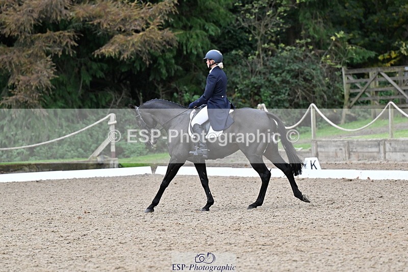 251022A-151442-00501 - B-110-Lizi.Popham