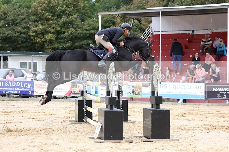 3E7A3424 - Class 9: Senior Foxhunter/1.20 open