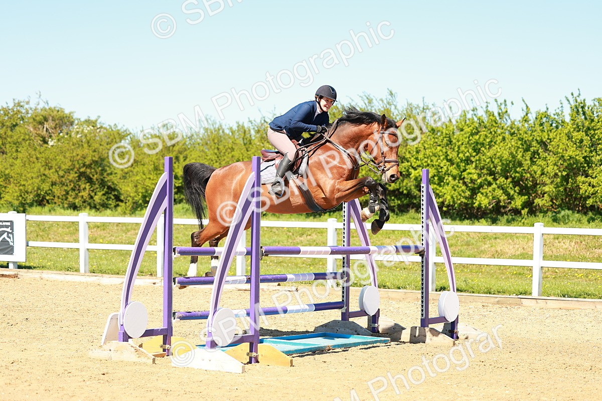 SBM_001259 - Class 4 - Senior Newcomers 1.10m