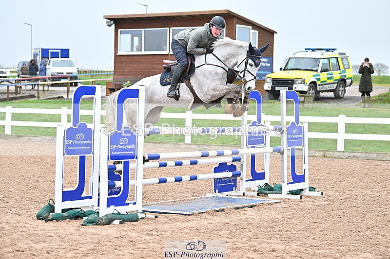 240225A-121051-05132 - Cls 21 Newcomers and 1.10m Open