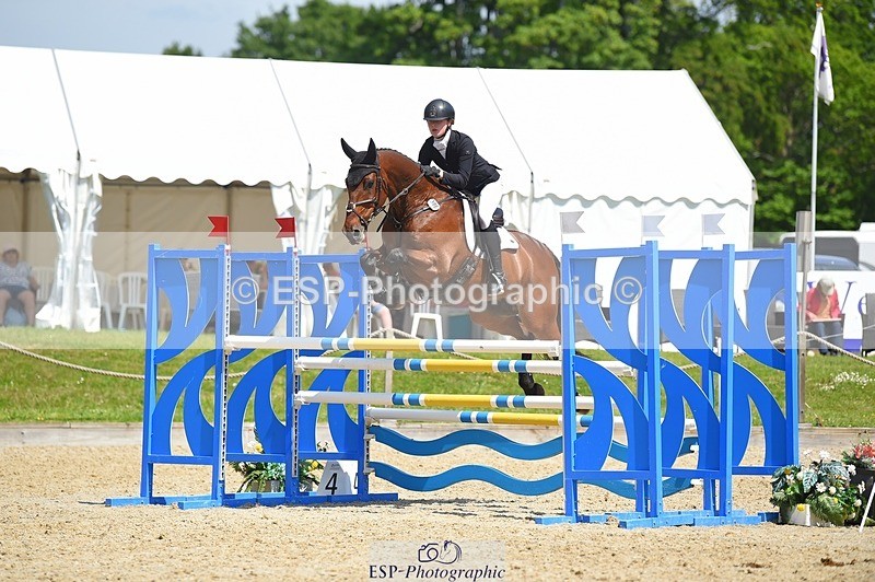 230528-115800-15462 - 306-JELSON-Lucy_Collecott-SUNTrotUp+SJ