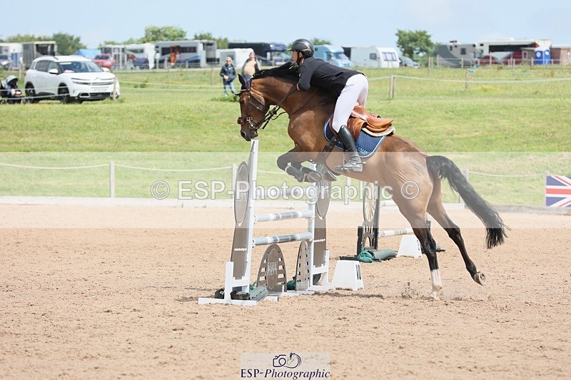 250525-122012-08198 - Cla 27 A&B 1.05 & 1.10m Snr Gran Prix