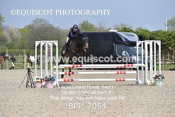 BPP_7054 - CLASS 5 FRI Veterans Show Jumping