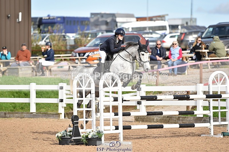 231015A-142106-08667 - Cls 26 1.05m Grand Prix