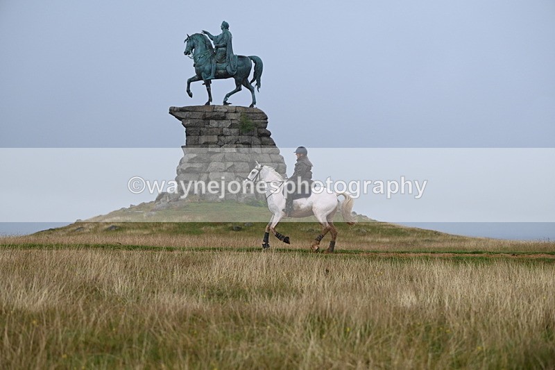DSC_3976 - Time at Statue 14:56 to 15:05