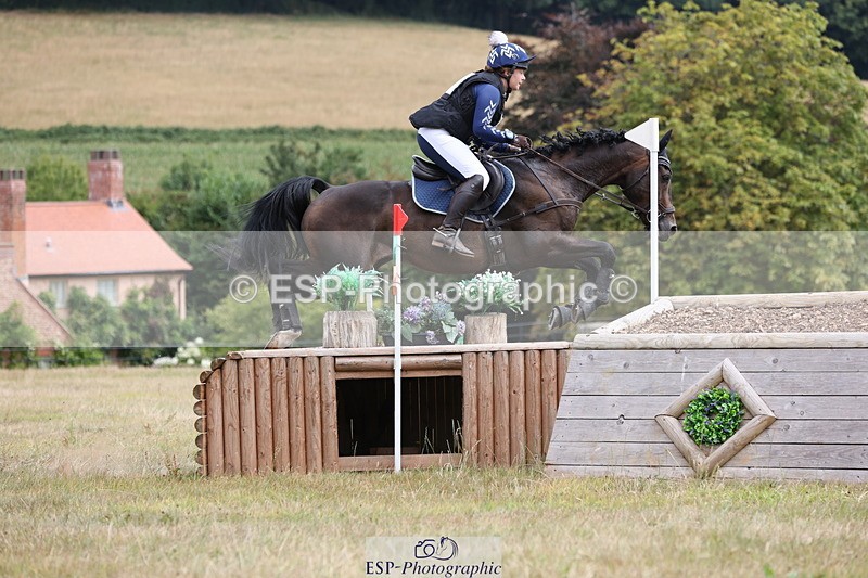 250802A-114605-01838 - B-069-Bethany.Hall-ZEPHYR.II