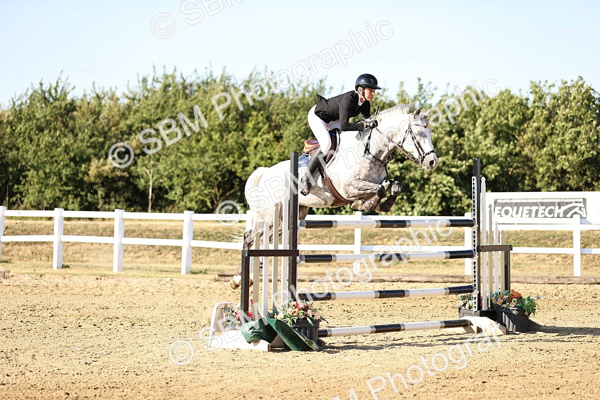 SBM_015926 - Class 18 - Senior 1.35m Open
