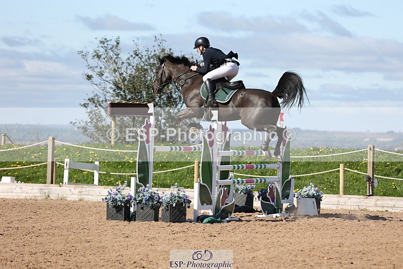 240419A-102138-05991 - Cls 2, 2 Star Small Tour 1.30m