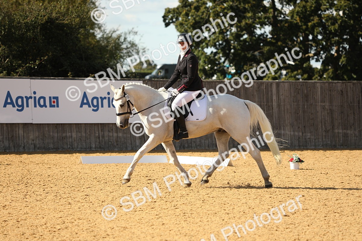 SBM_26526 - D17 - Grand Tour Championship - Novice 27