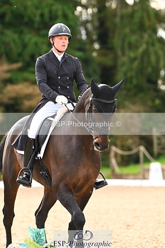 231021-135307-17728 - 351-MOONLIGHT.CHARMER-Aaron.Millar-DR