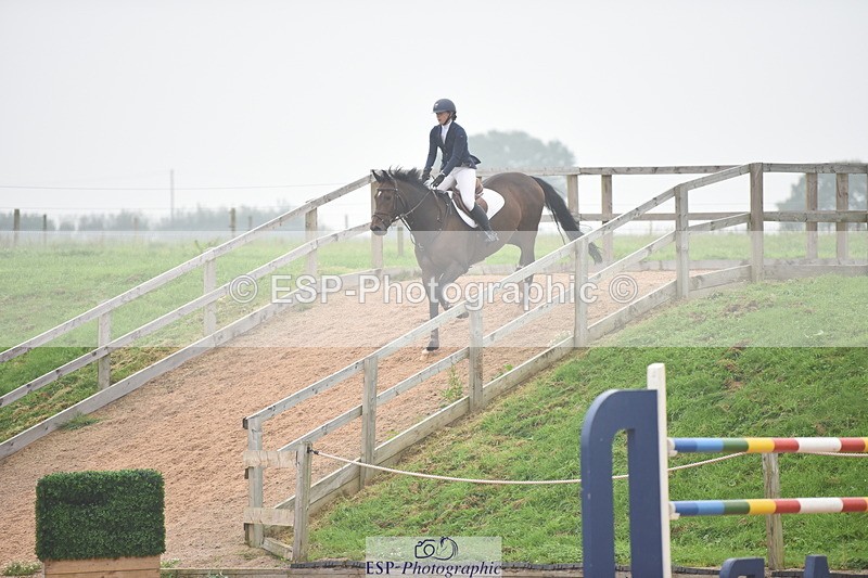 230916A-164420-05632 - Cls 19 Snr 1.10m Derby