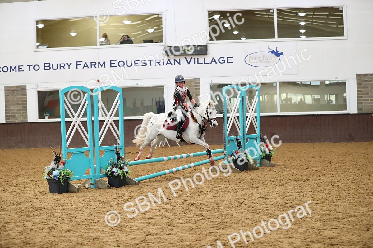 SBM_001369 - Class 3 - Horse & Hound